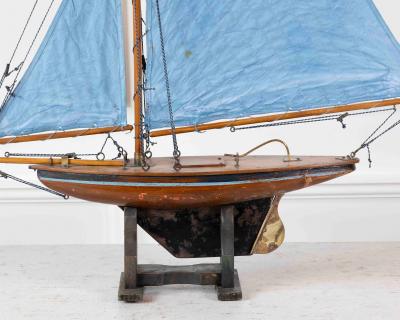 English 20th Century Carved Wood Gaff Cutter Pond Yacht