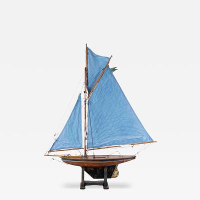 English 20th Century Carved Wood Gaff Cutter Pond Yacht