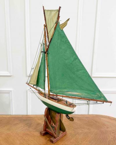English 20th Century Carved Wood Gaff Cutter Pond Yacht