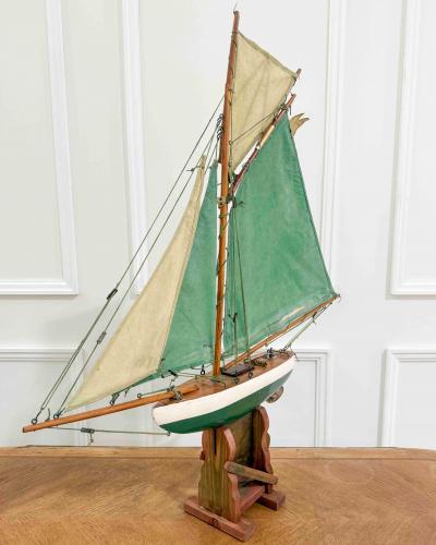 English 20th Century Carved Wood Gaff Cutter Pond Yacht