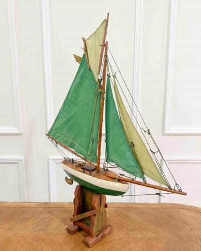 English 20th Century Carved Wood Gaff Cutter Pond Yacht