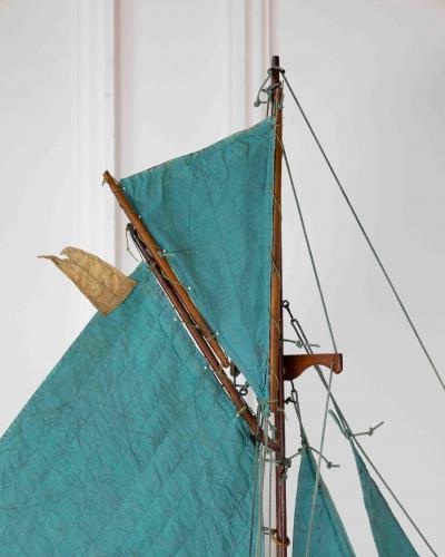English 20th Century Kangaroo Carved Wood Gaff Cutter Pond Yacht