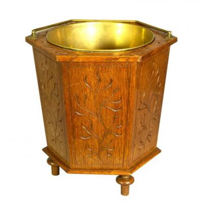 English Aesthetic Oak Bucket