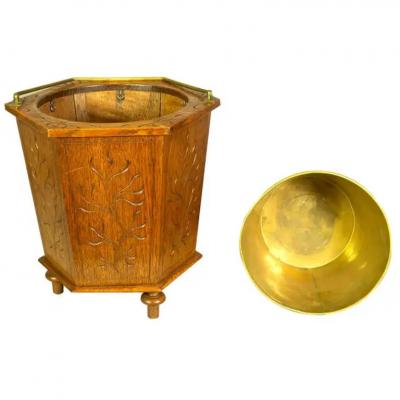 English Aesthetic Oak Bucket