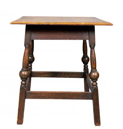 English Arts and Crafts Oak Table