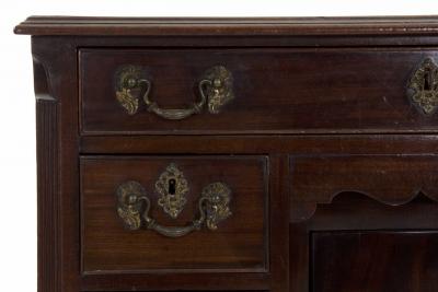 English Chippendale Mahogany Kneehole Desk