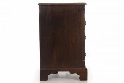 English Chippendale Mahogany Kneehole Desk