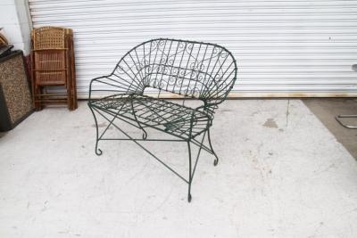 English Country Style Wire Outdoor Settee