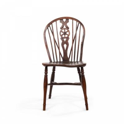 English Country Walnut Windsor Side Chair