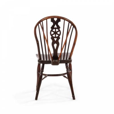 English Country Walnut Windsor Side Chair