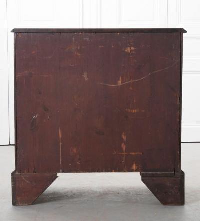 English Early 19th Century Mahogany Chest of Drawers