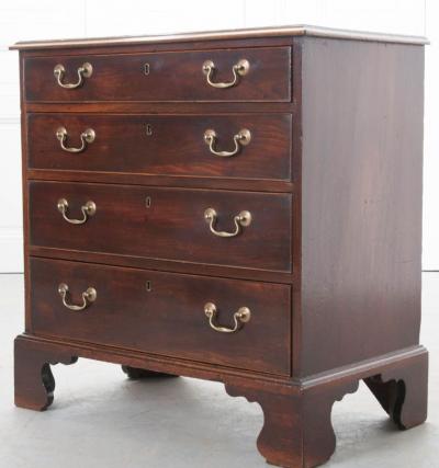 English Early 19th Century Mahogany Chest of Drawers