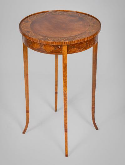 English Edwardian Period Small Round Inlaid Side or Occasional Table