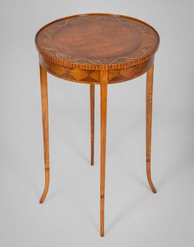 English Edwardian Period Small Round Inlaid Side or Occasional Table