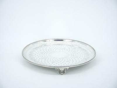 English Elkingtons Silver Plated Round Shape Interior Decorated Serving Tray