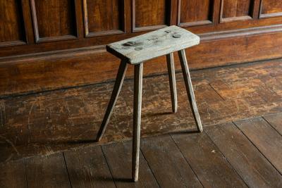 English Elm Primitive Country Stool