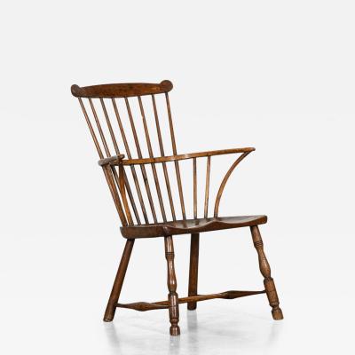 English George III Elm Comb Back Windsor Armchair