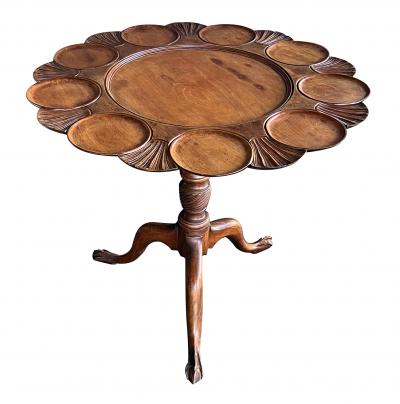 English George III Hand Carved Walnut Tripod Tilt Top Supper Tea Table