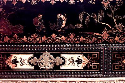 English Georgian Chinoiserie Trunk