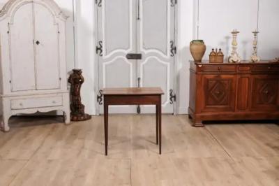English Georgian Period 18th Century Fruitwood Side Table with Single Drawer