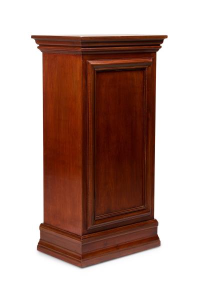 English Georgian Style Display Pedestal