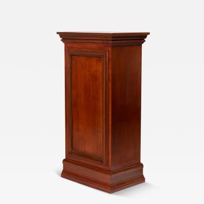 English Georgian Style Display Pedestal