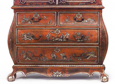 English Georgian Style Lacquered Chinoiserie Cabinet