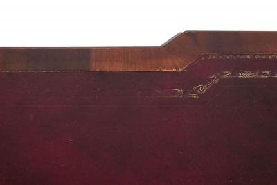 English Georgian Style Mahogany Kneehole Desk