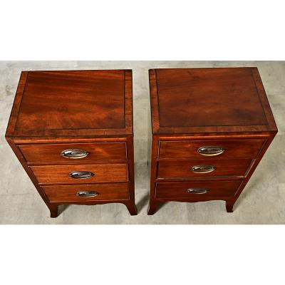 English Pair of Federal style Mahogany Bedside Tables