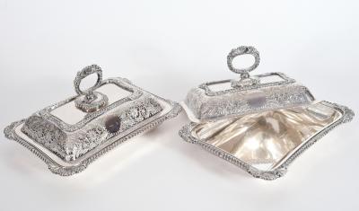 English Pair of Silver Plated Tableware Serving Dishes