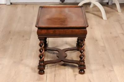 English Queen Anne Style 1910 Burl Walnut Coffee Table with Bookmatched Tray Top