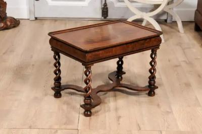 English Queen Anne Style 1910 Burl Walnut Coffee Table with Bookmatched Tray Top