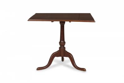 English Queen Anne Style Mahogany Square Tilt Top Center Table