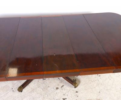 English Regency Style 19th Century Mahogany and Fruitwood Inlaid Pedestal Table