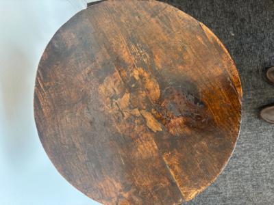 English Renaissance small walnut end table