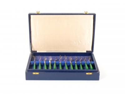 English Sheffield Fish Cutlery Service Green Handles in Original Fitted Box