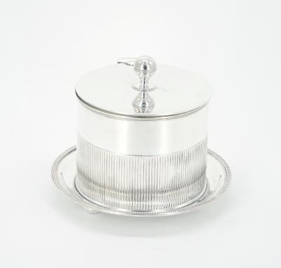 English Sheffield Silver Plate Covered Round Shape Tea Caddy