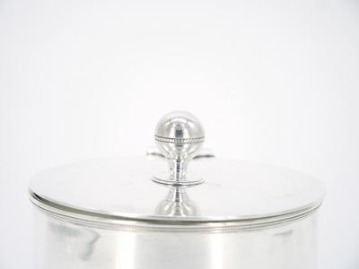 English Sheffield Silver Plate Covered Round Shape Tea Caddy