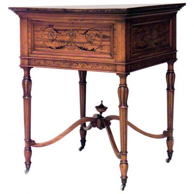 English Sheraton Satinwood Square Tray