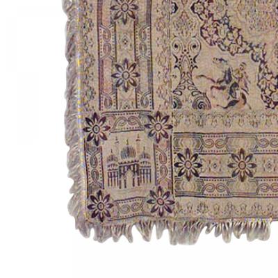 English Victorian Beige Patterned Table Cover