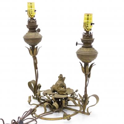 English Victorian Bronze Frog Table Lamp