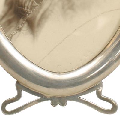 English Victorian Style Silver Oval Picture Frame