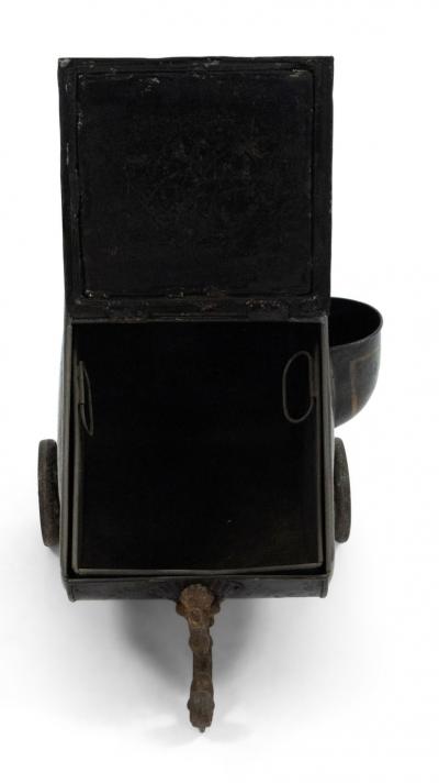 English Victorian Tole Coal Scuttle