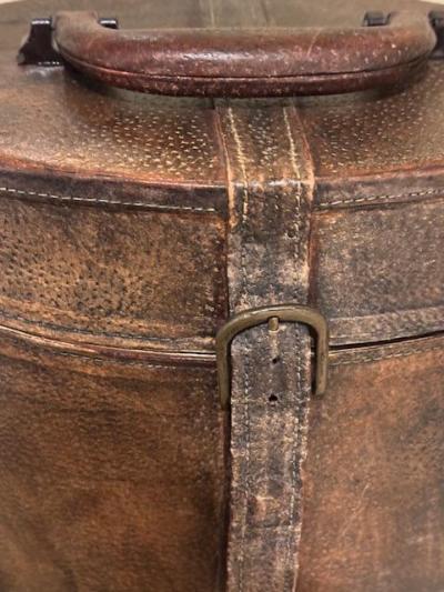English Victorian brown leather hat box
