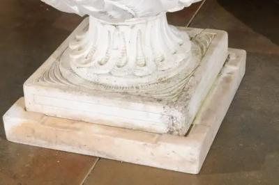 English Vintage 20th Century Cast Stone Fountain with Scoop and Foliage Motifs