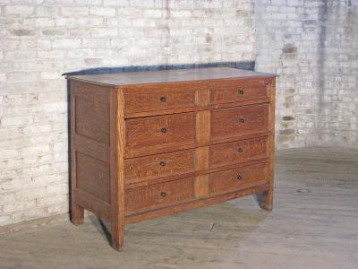 English late 17th Century Blond Oak commode Chest of Drawers