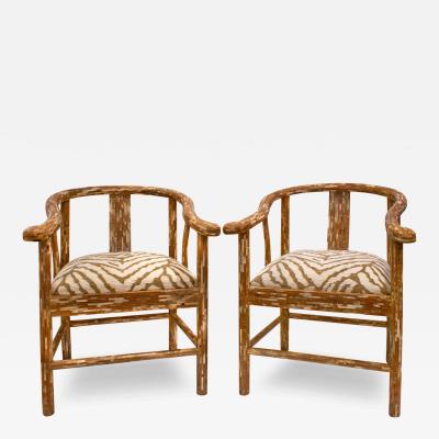 Enrique Garces Artisan Pair of Chic Chinese Style Lounge Chairs in Tessellated Horn 1970s