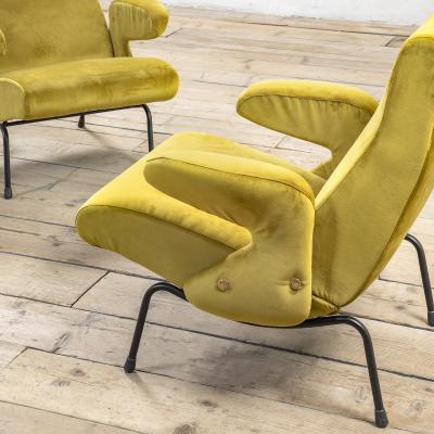 Erberto Carboni Erberto Carboni Pair of Armchairs mod Delfino