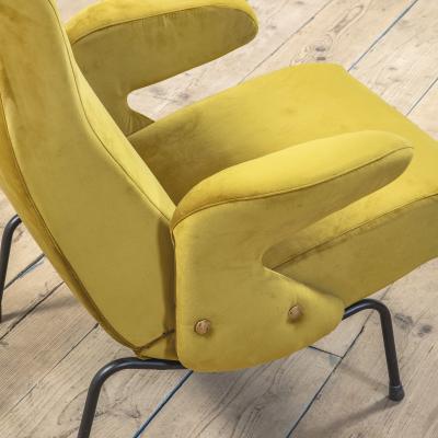 Erberto Carboni Erberto Carboni Pair of Armchairs mod Delfino