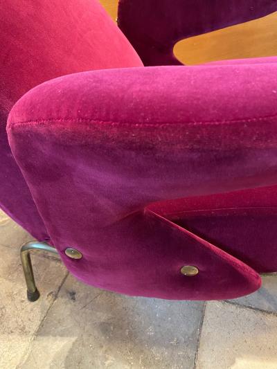 Erberto Carboni Pair of armchairs odel Delfino for Arflex Italy 1950s